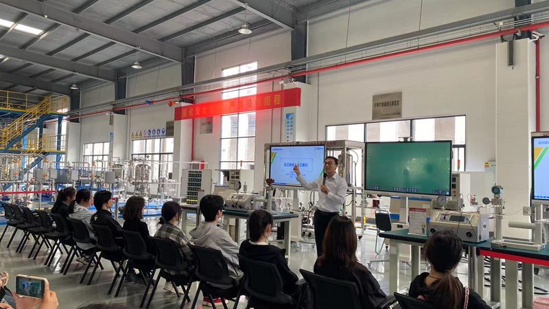 双组份胶粘剂配比：精准配比，粘接无忧**